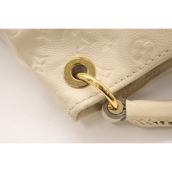 Gorgeous Louis Vuitton Artsy MM Monogram Empreinte Leather Tote in Ivory - Picture 3 of 10